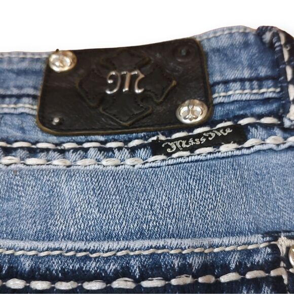 Miss Me Contrast Stitched Boyfriend Fit Bling Cropped Denim US 26 - Picture 12 of 12